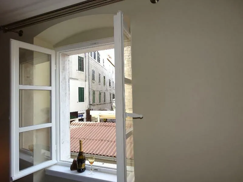 Apartment Guesthouse Pjaceta Split